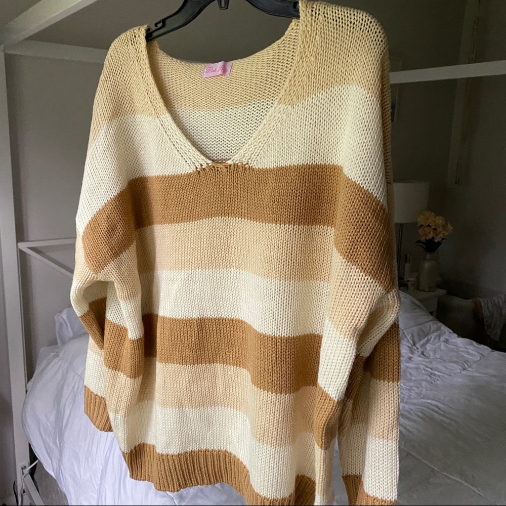 Large Knit Caramel & Cream Sweater
